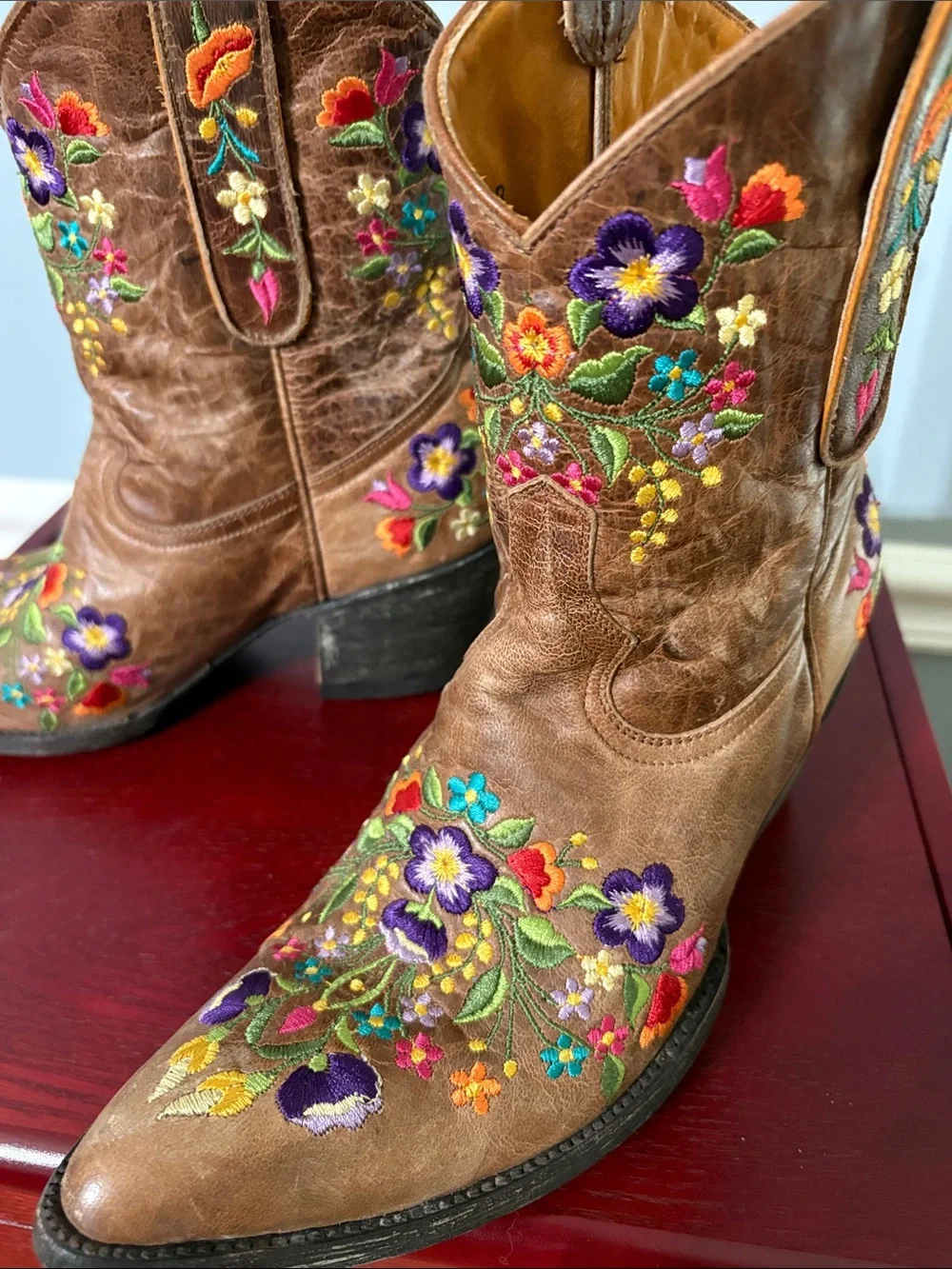 Old Gringo Brown Leather Ankle Boots with Colorful Floral Embroidery - Picture 6 of 11